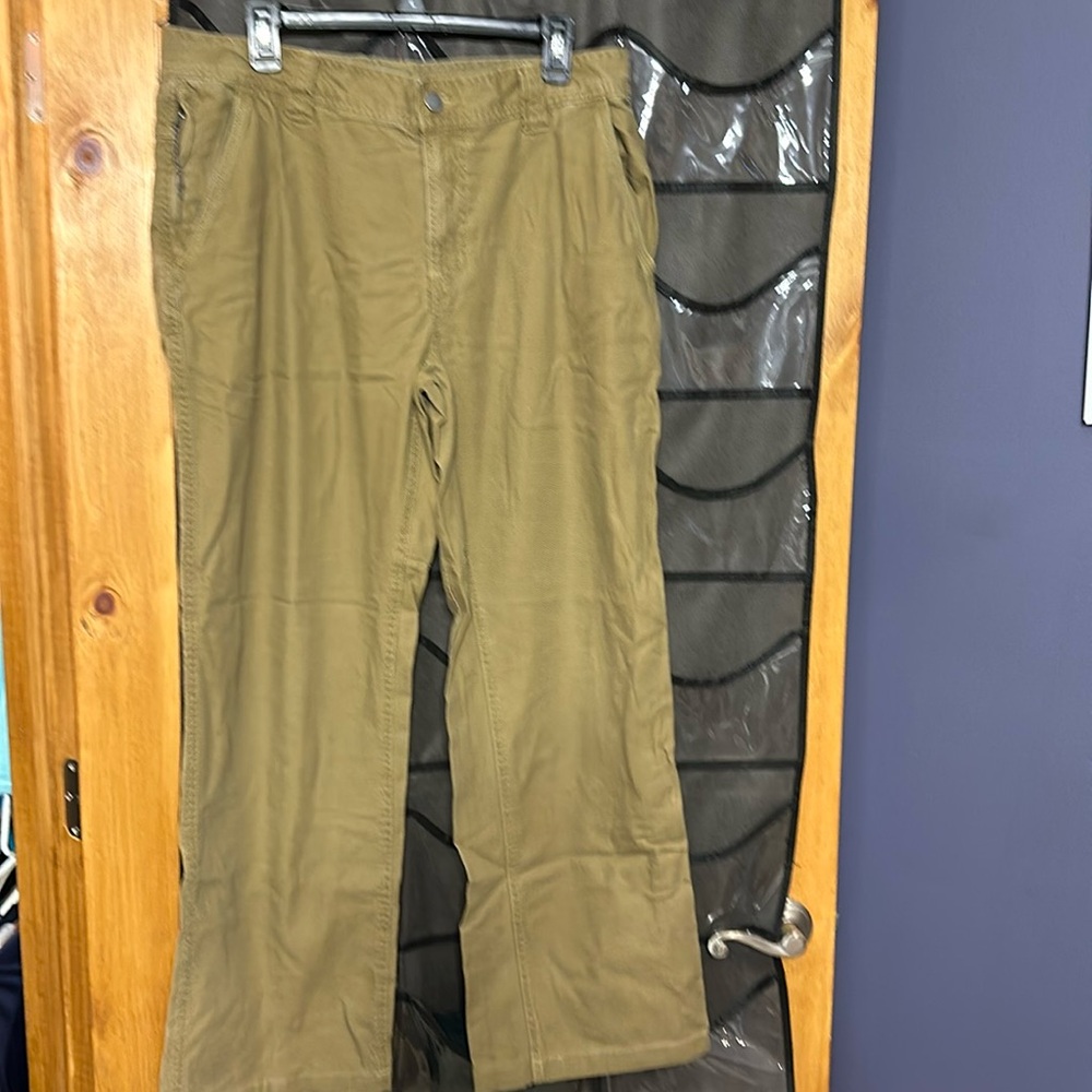 Men’s Columbia Omni shield Advanced reliance khakis